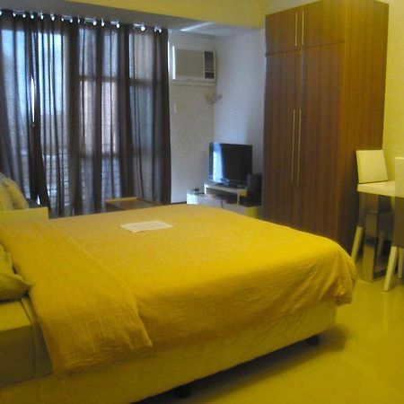 Greenbelt Excelsior Condominium Makati City Esterno foto